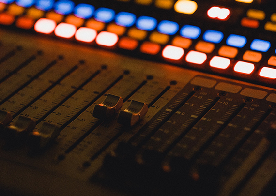 Design concept logo 2